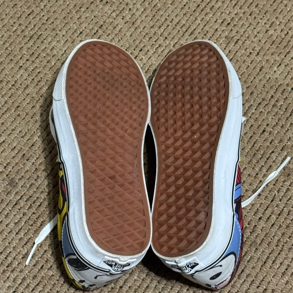 Women's Vans Peanuts Charlie Brown Sneakers Size 7 Yellow Pink - Picture 8 of 11